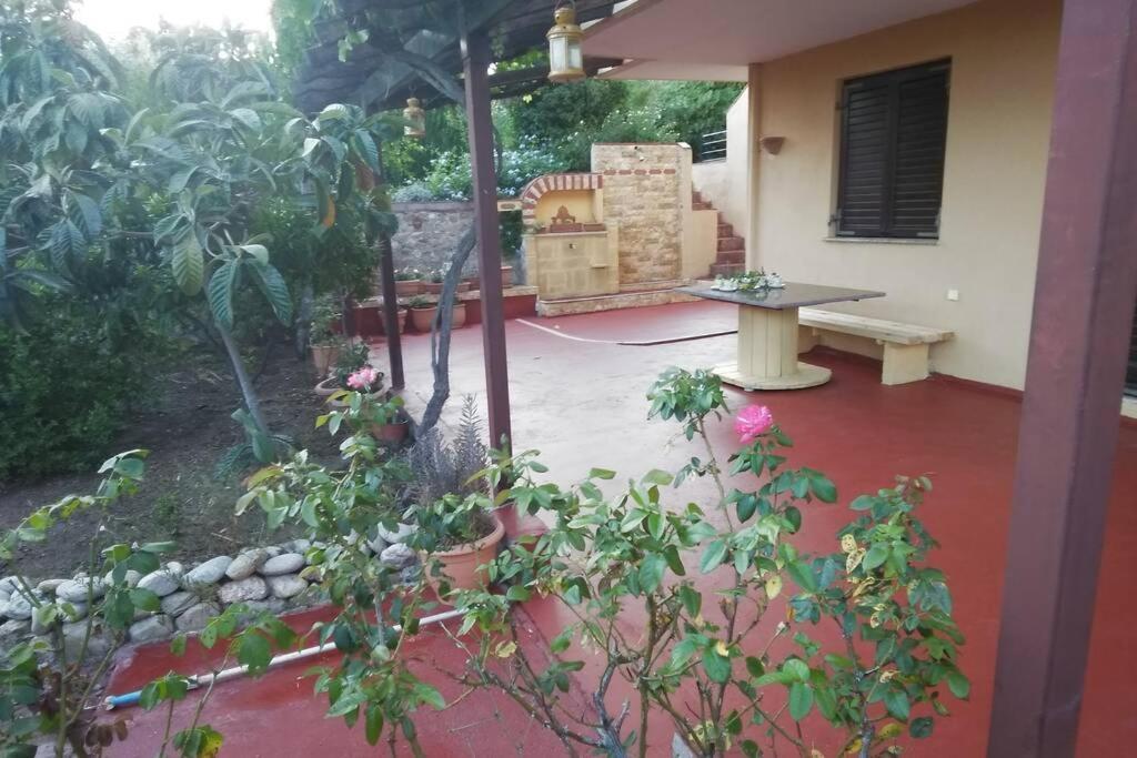 "Klio" Appartment Nikiti  Luaran gambar