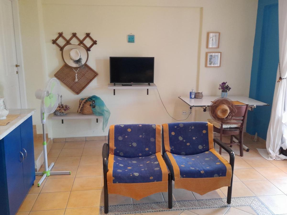 "Klio" Appartment Nikiti  Luaran gambar